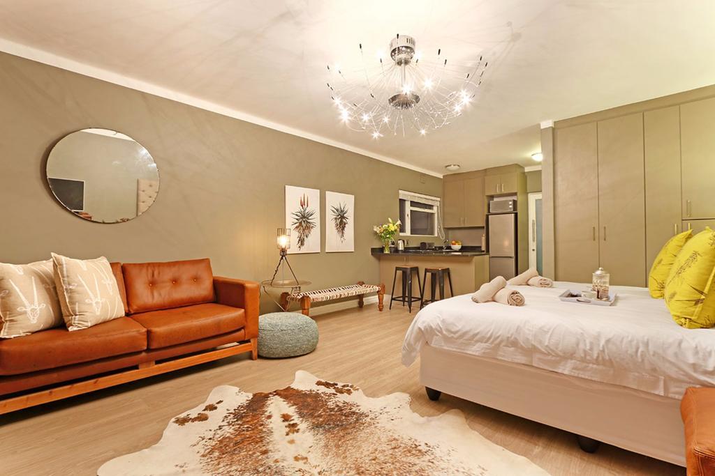 Afribode Mainhill Apartments Cape Town Bagian luar foto